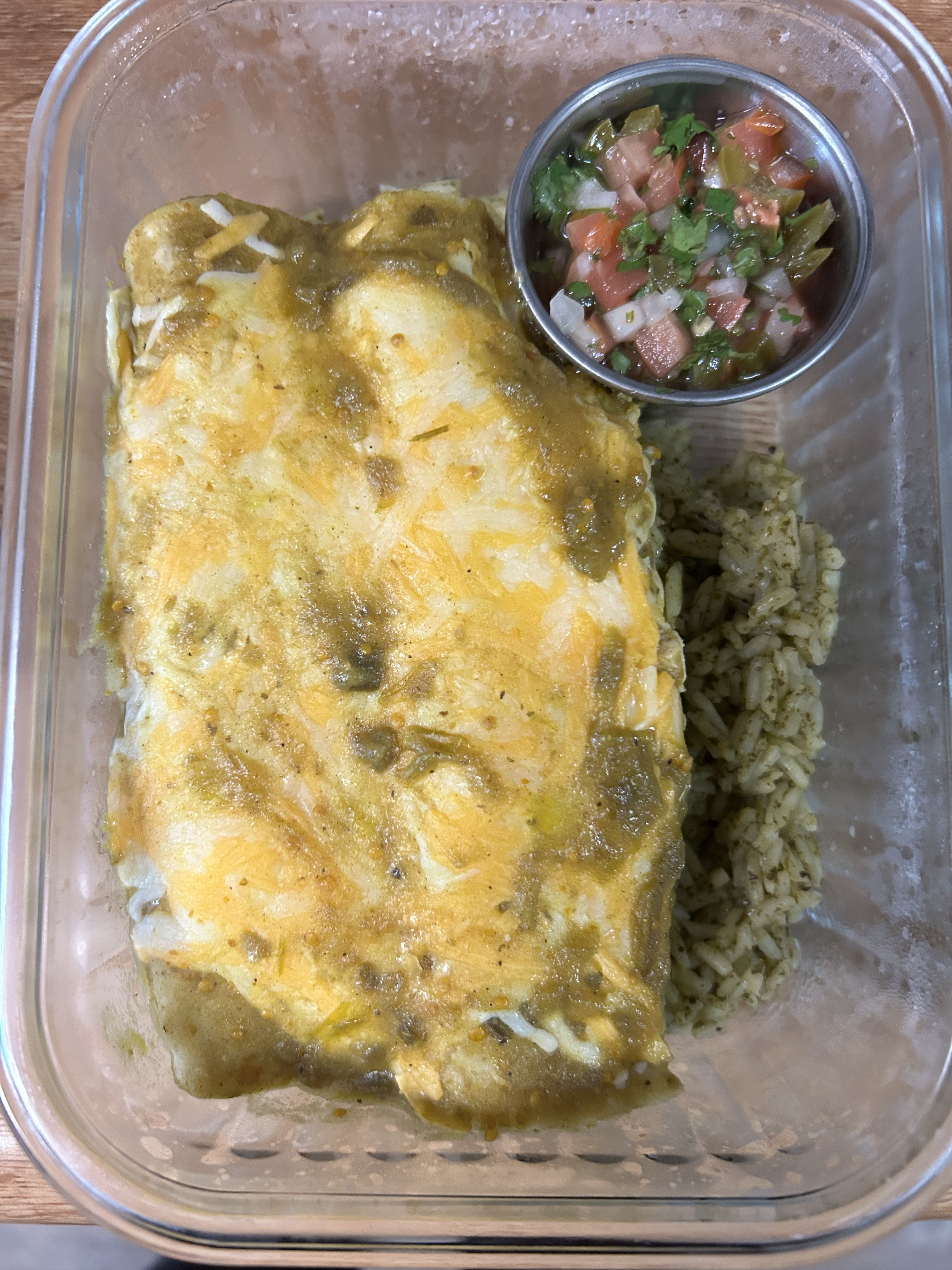 Prepared weekly meal with balanced ingredients in a container
